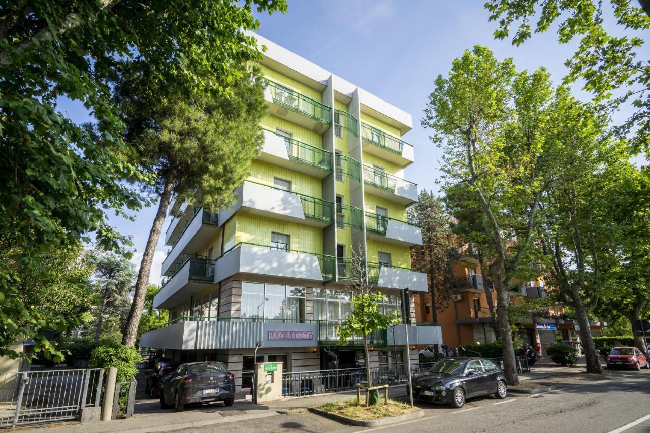Hotel Mamy Rimini Esterno foto