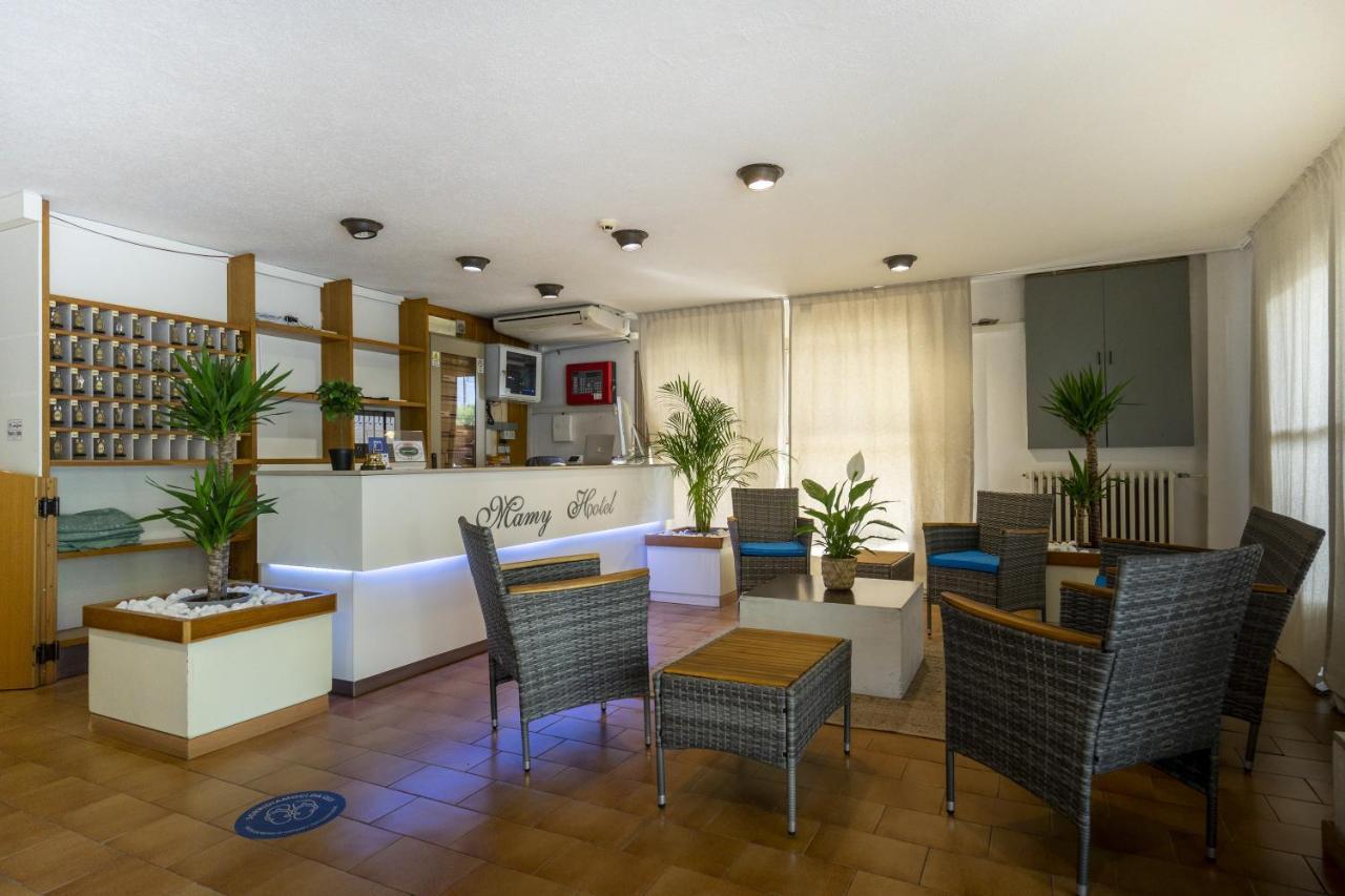 Hotel Mamy Rimini Esterno foto