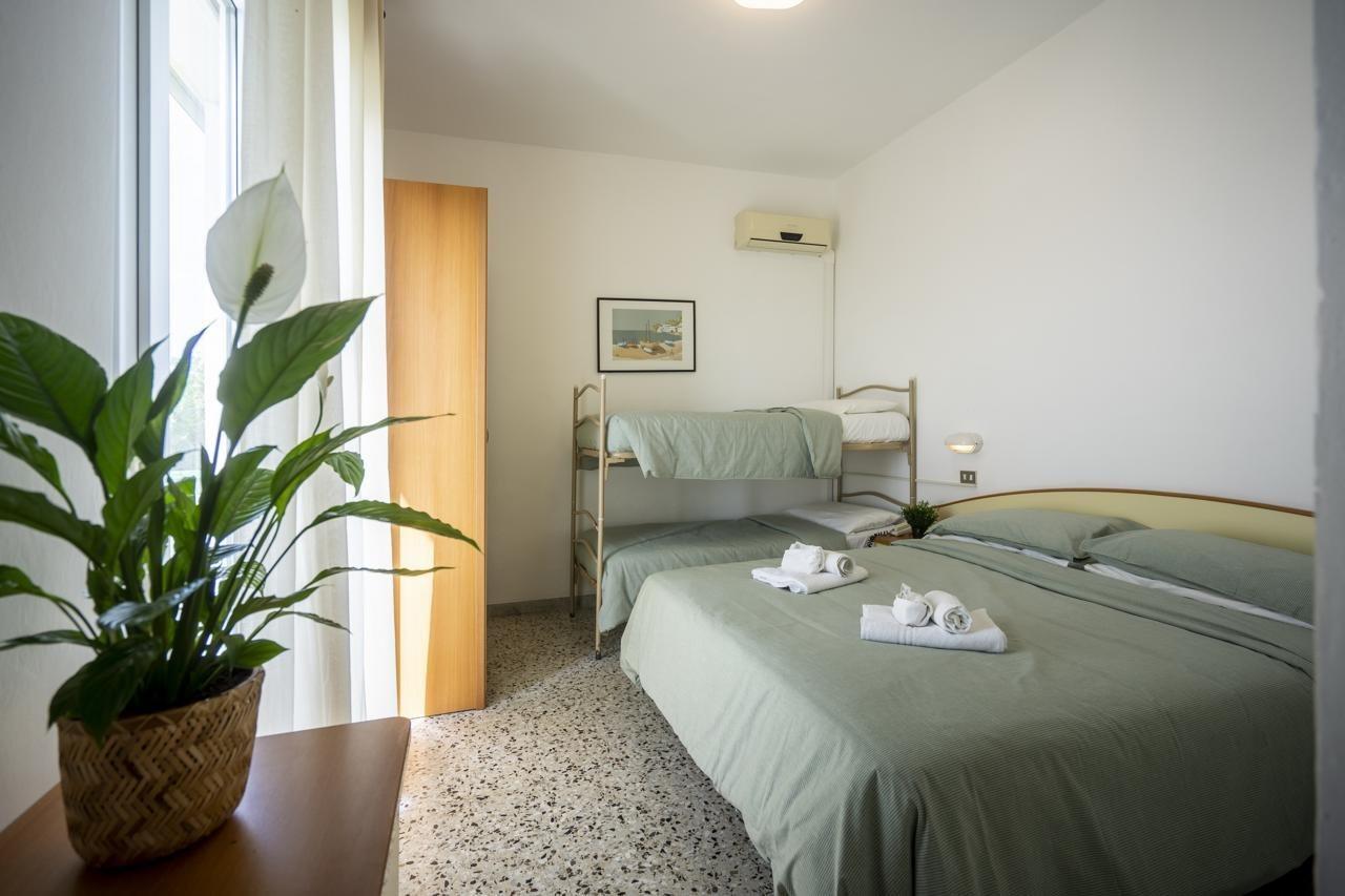 Hotel Mamy Rimini Esterno foto