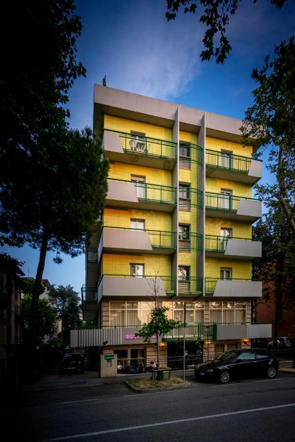 Hotel Mamy Rimini Esterno foto