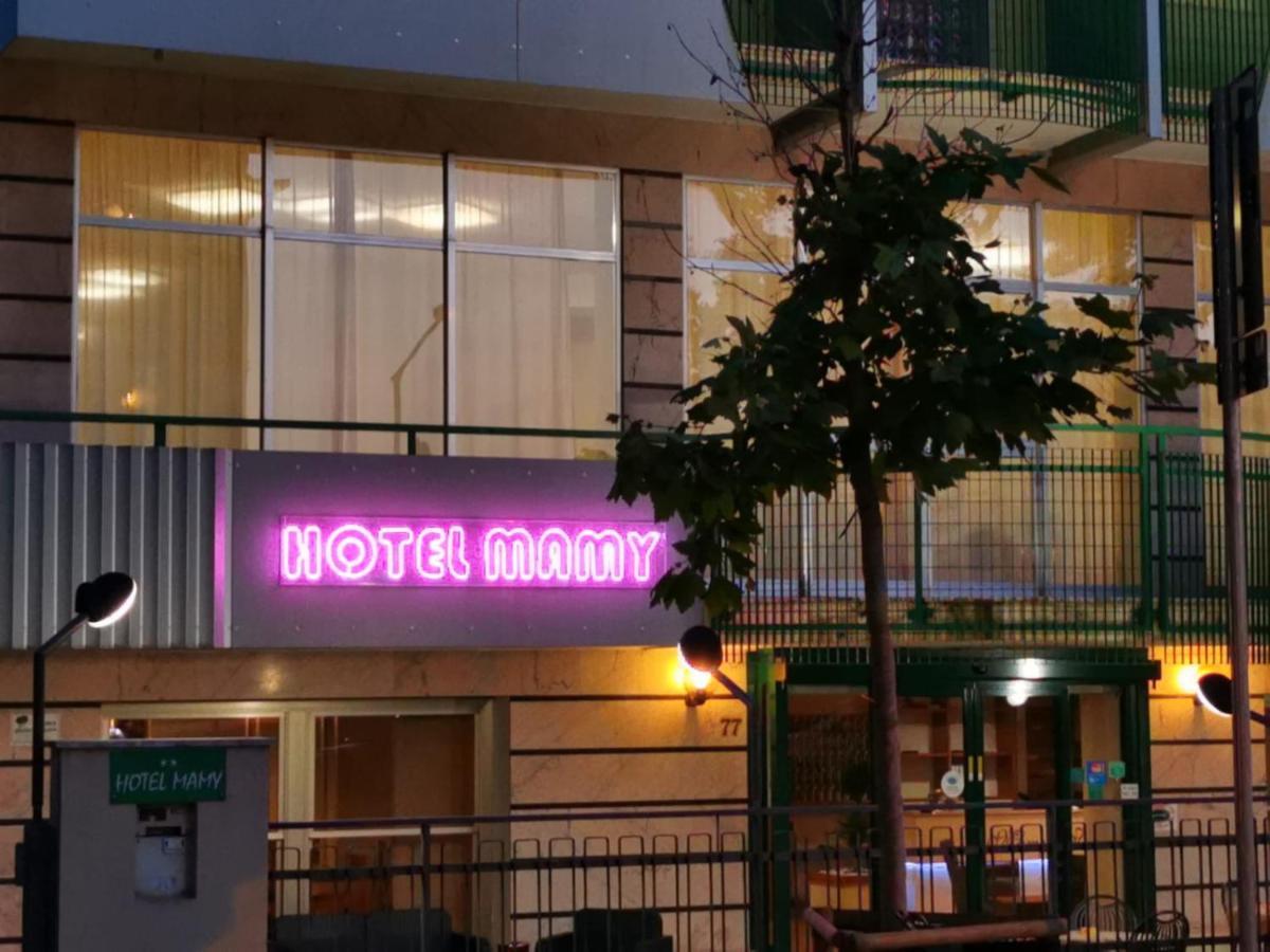 Hotel Mamy Rimini Esterno foto